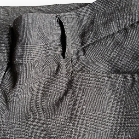 Reitmans Wide-Leg Trousers in Dark Charcoal - Picture 2 of 5